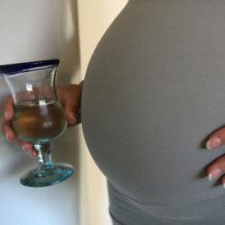 Les risques de l'alcool pendant la grossesse