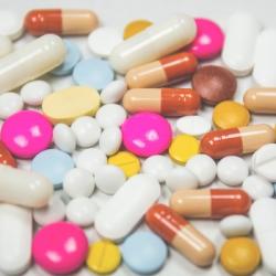 Pourquoi développe-t-on des résistances aux antibiotiques  ?